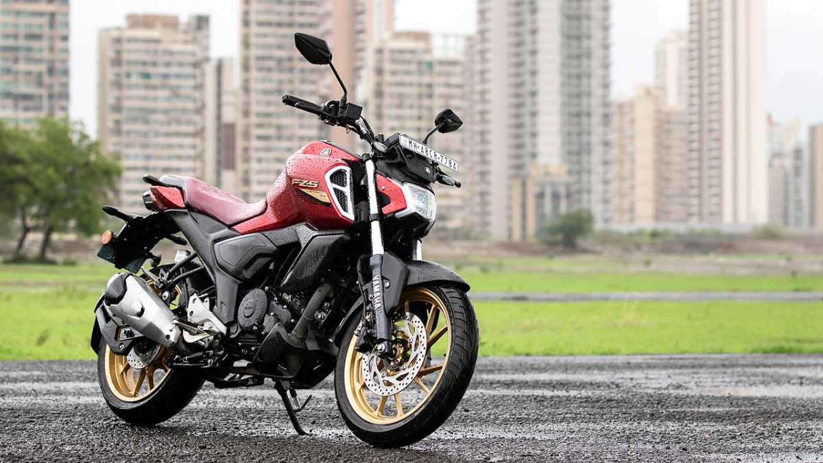 Yamaha FZS FI V4