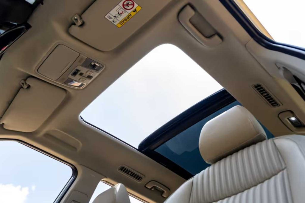 Kia Carens Clavis