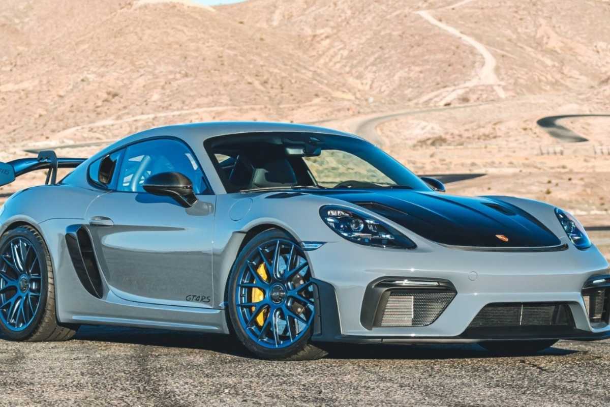 Porsche 718 Cayman