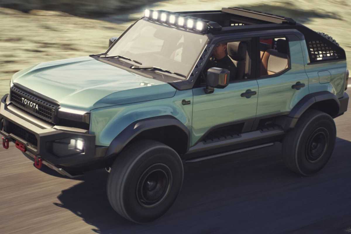 Toyota Land Cruiser FJ (Mini Fortuner)